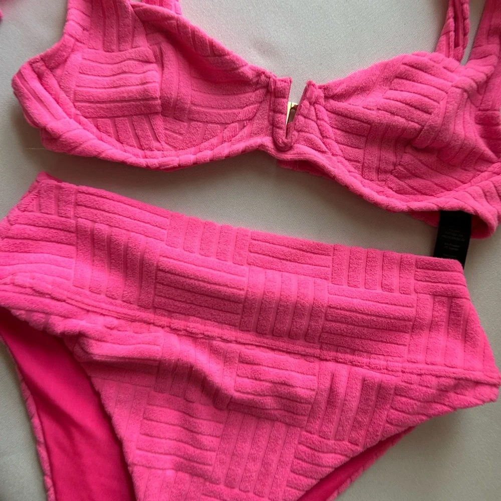 Beach Riot Pink Bikini Set - Picture 5 of 9